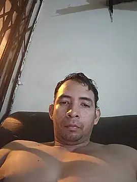 Snapshot of paladito01 chatting on July 28, 5:36 am paladito01 online show from July 28, 5:36 am