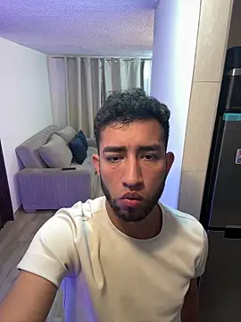 liam bronw online show from January 6, 10:12 pm