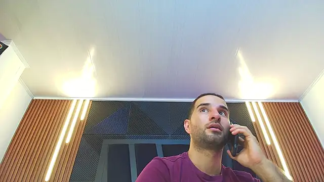 Snapshot of lorenzo_walker_1 chatting on February 10, 5:28 pm lorenzo walker 1 online show from February 10, 5:28 pm