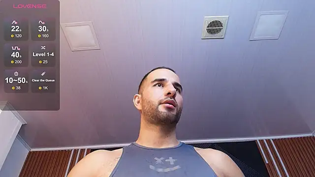 Snapshot of lorenzo_walker_1 chatting on February 18, 5:20 pm lorenzo walker 1 online show from February 18, 5:20 pm