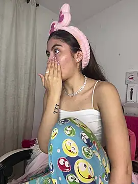 Stormi th online show from February 7, 11:52 pm