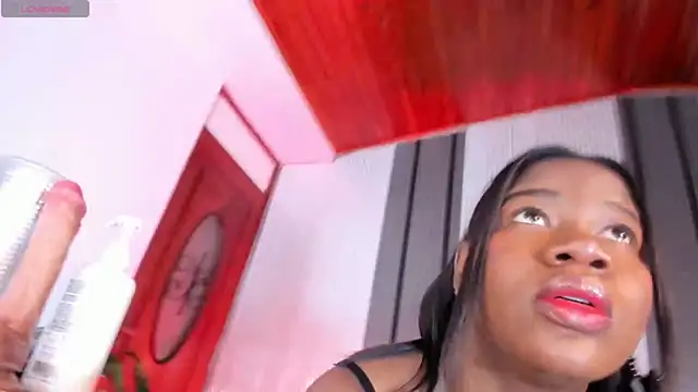 EbonyTanisha online show from June 2, 12:01 am