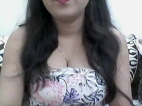 Snapshot of _Daisy chatting on May 3, 10:10 am Daisy online show from May 3, 10:10 am