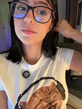 HinaSweet online show from March 15, 12:38 am