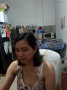 Snapshot of Olivia_74 chatting on February 14, 3:20 pm Olivia 74 online show from February 14, 3:20 pm