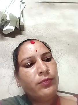 Hot hiuj online show from May 13, 4:59 pm