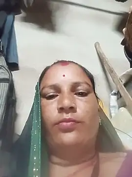 Hot hiuj online show from July 12, 8:00 pm
