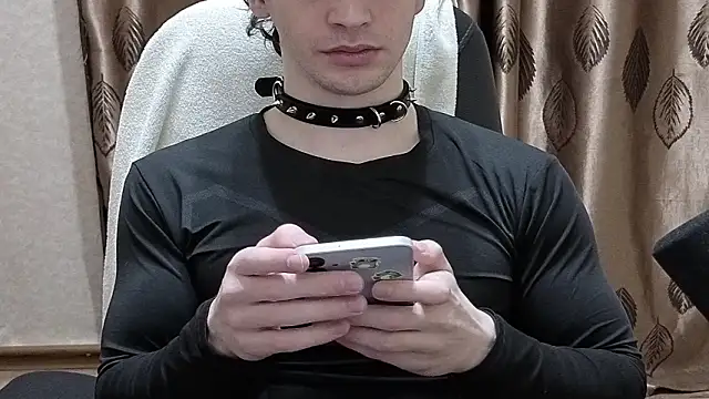 Snapshot of ShyDarko chatting on February 12, 3:51 pm ShyDarko online show from February 12, 3:51 pm