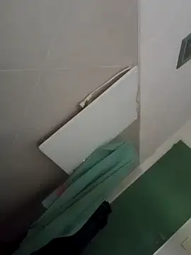 Snapshot of ger211 chatting on February 16, 6:04 pm ger211 online show from February 16, 6:04 pm