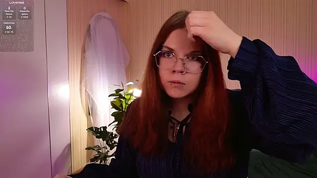 A Lot of Bunny online show from April 14, 9:15 am