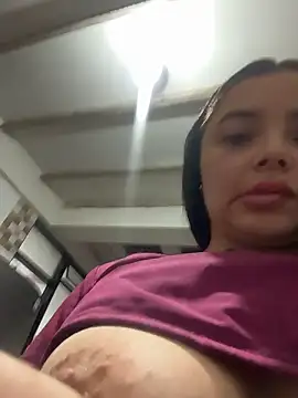 Mia  Bloom online show from January 14, 11:38 am