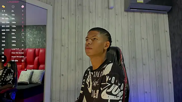 Snapshot of _erick_j chatting on February 11, 7:19 pm erick j online show from February 11, 7:19 pm