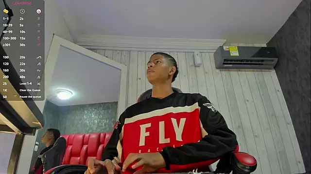 Snapshot of _erick_j chatting on February 13, 8:27 pm erick j online show from February 13, 8:27 pm