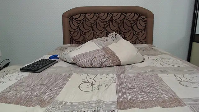  Sweet Dream  online show from February 4, 2:53 pm