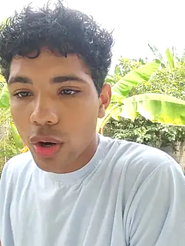 Snapshot of Wild_and_Sweets chatting on February 13, 4:03 pm Wild and Sweets online show from February 13, 4:03 pm