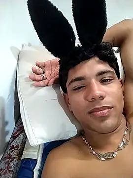 Snapshot of Wild_and_Sweets chatting on March 11, 7:20 pm Wild and Sweets online show from March 11, 7:20 pm