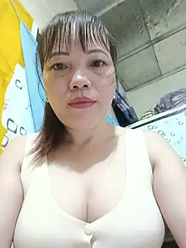 Snapshot of Sana-vn chatting on July 9, 10:30 am Sana-vn online show from July 9, 10:30 am