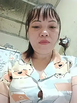 Snapshot of Sana-vn chatting on July 18, 12:26 am Sana-vn online show from July 18, 12:26 am