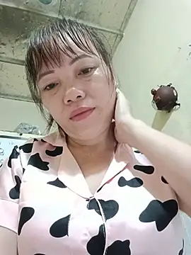 Snapshot of Sana-vn chatting on August 2, 12:31 am Sana-vn online show from August 2, 12:31 am