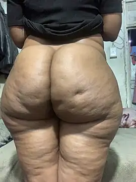 Xsexysnow33s online show from June 20, 3:20 am