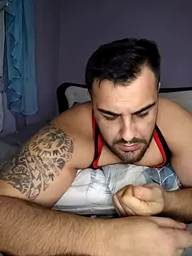 Snapshot of Attila98 chatting on February 7, 4:54 pm Attila98 online show from February 7, 4:54 pm