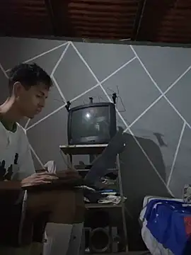 Snapshot of alexx_23cm chatting on January 18, 1:09 am alexx 23cm online show from January 18, 1:09 am