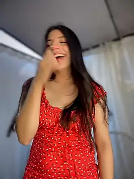 Snapshot of ShyDesireXXX chatting on January 17, 9:18 pm ShyDesireXXX online show from January 17, 9:18 pm