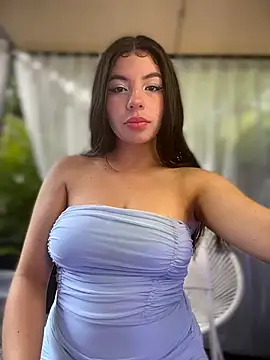 Snapshot of ShyDesireXXX chatting on February 9, 9:08 pm ShyDesireXXX online show from February 9, 9:08 pm