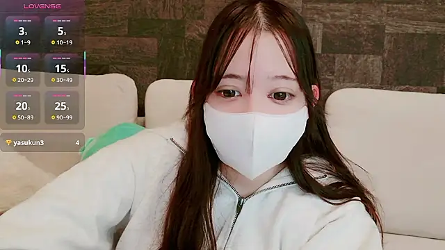 Mayu 000 online show from March 31, 11:10 am