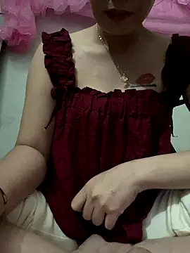 Snapshot of lean-lie69 chatting on January 7, 8:39 am lean-lie69 online show from January 7, 8:39 am