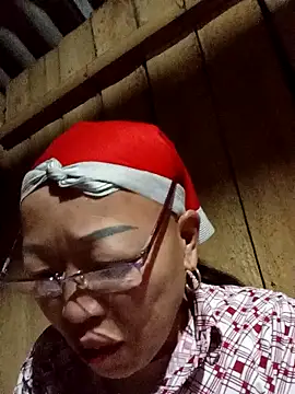 Snapshot of Agnes-baby chatting on February 16, 10:28 pm Agnes-baby online show from February 16, 10:28 pm