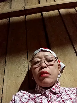 Snapshot of Agnes-baby chatting on February 17, 10:38 pm Agnes-baby online show from February 17, 10:38 pm