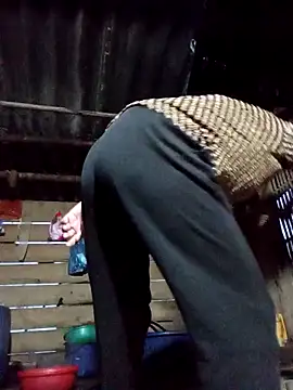 Snapshot of Agnes-baby chatting on February 19, 11:23 pm Agnes-baby online show from February 19, 11:23 pm