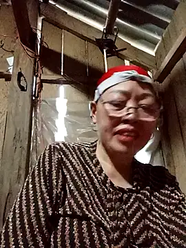 Snapshot of Agnes-baby chatting on February 21, 10:27 am Agnes-baby online show from February 21, 10:27 am