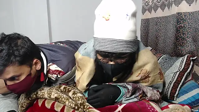 Snapshot of StarryWhispers chatting on January 6, 9:39 pm StarryWhispers online show from January 6, 9:39 pm