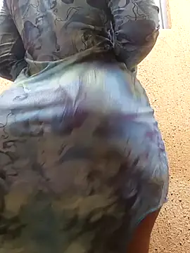 Bootyful me online show from February 21, 7:09 am