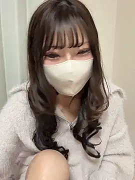 ri wan online show from March 5, 2:13 pm