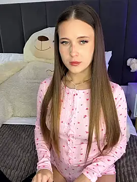 EmilieFox online show from January 19, 6:28 am