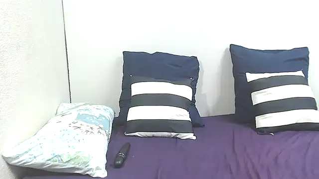 SlimGemZA online show from February 12, 9:43 pm