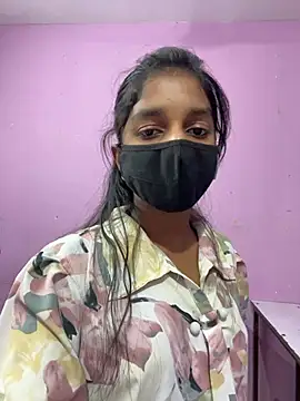 HotxAnamika online show from March 12, 9:59 am