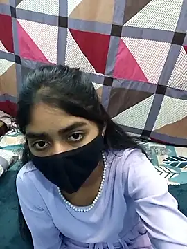 HotxMuskan online show from February 20, 9:21 am