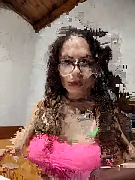 Snapshot of Nanucurlyxx chatting on February 11, 12:10 pm Nanucurlyxx online show from February 11, 12:10 pm