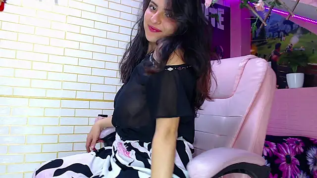 millybell303av online show from February 5, 6:34 pm