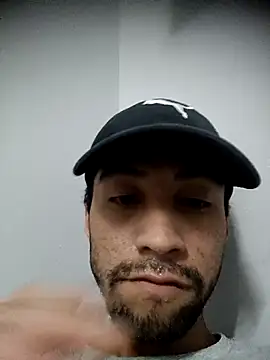 Snapshot of AlejandreBy chatting on January 10, 12:45 am AlejandreBy online show from January 10, 12:45 am