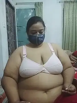 momo loves online show from February 23, 5:32 pm