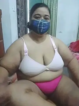 momo loves online show from March 10, 6:18 am