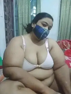 momo loves online show from April 7, 3:34 pm