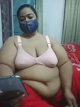 momo loves online show from April 12, 6:13 pm