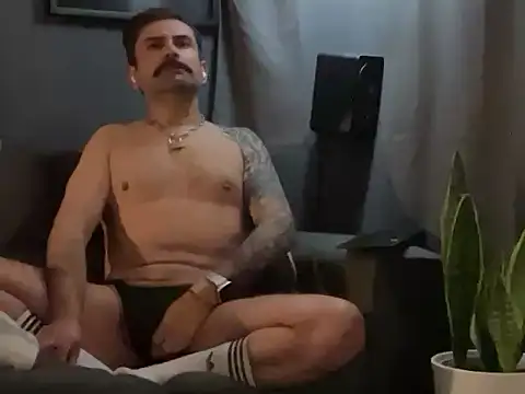 LukasMackenna online show from June 27, 5:34 am