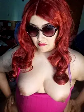 Snapshot of Masked_Muse chatting on February 18, 12:06 am Masked Muse online show from February 18, 12:06 am